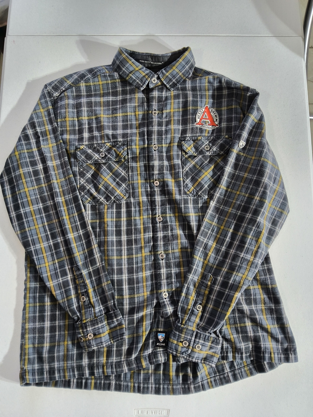 KUHL Men's XL Flannel Plaid Button-Up Shirt in Gray Yellow Avery Brewery